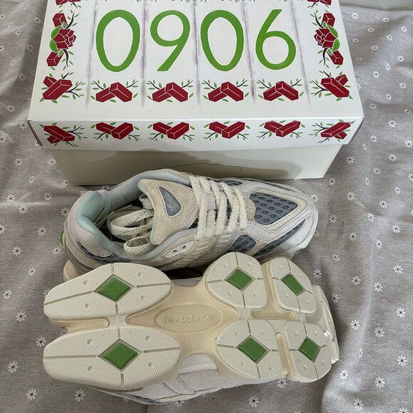 New Balance Bricks And Wood New Balance 9060 - Picture 4 of 6